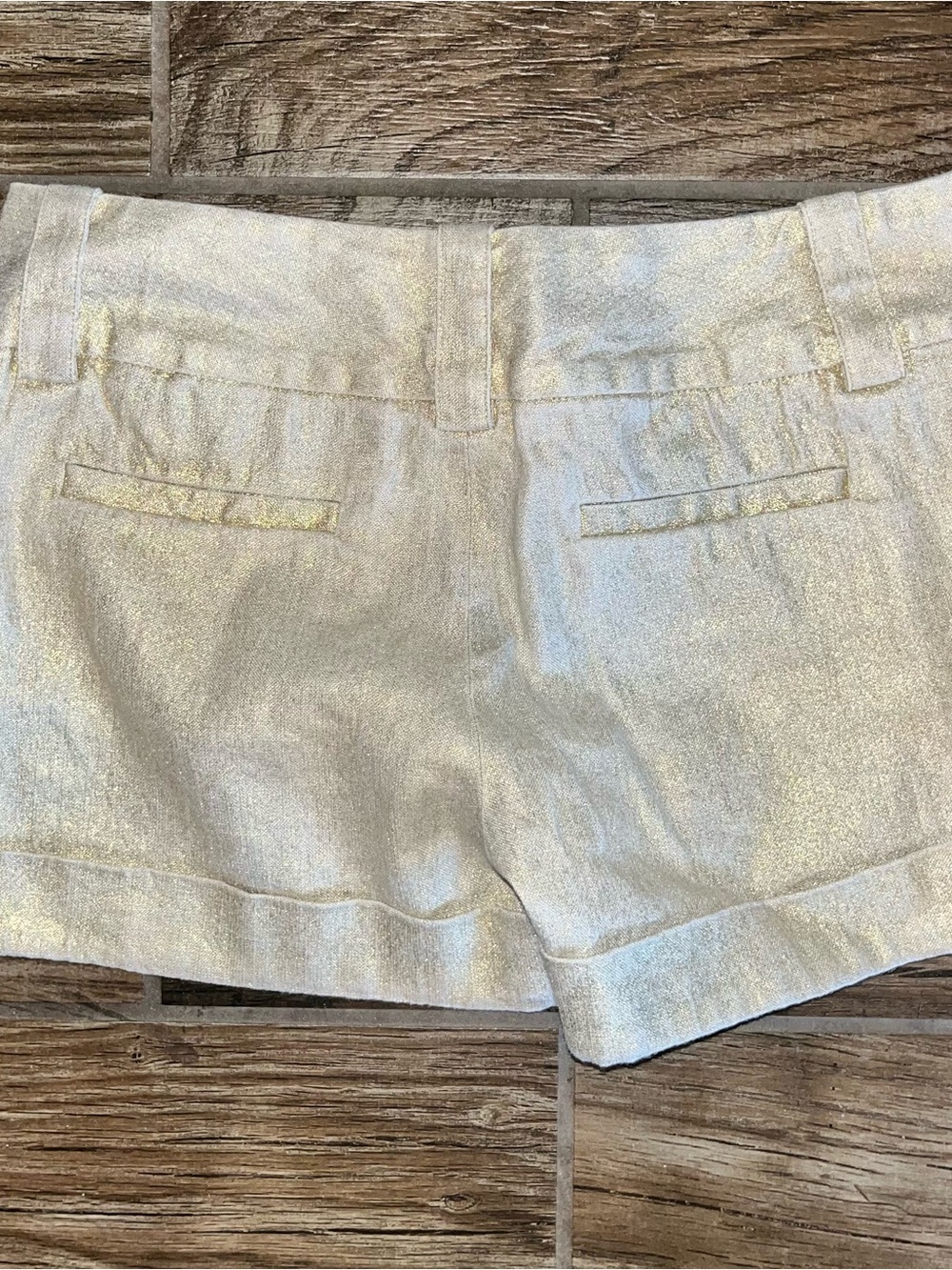 Alice + Olivia gold metallic cuffed linen blend shorts - Picture 3 of 5